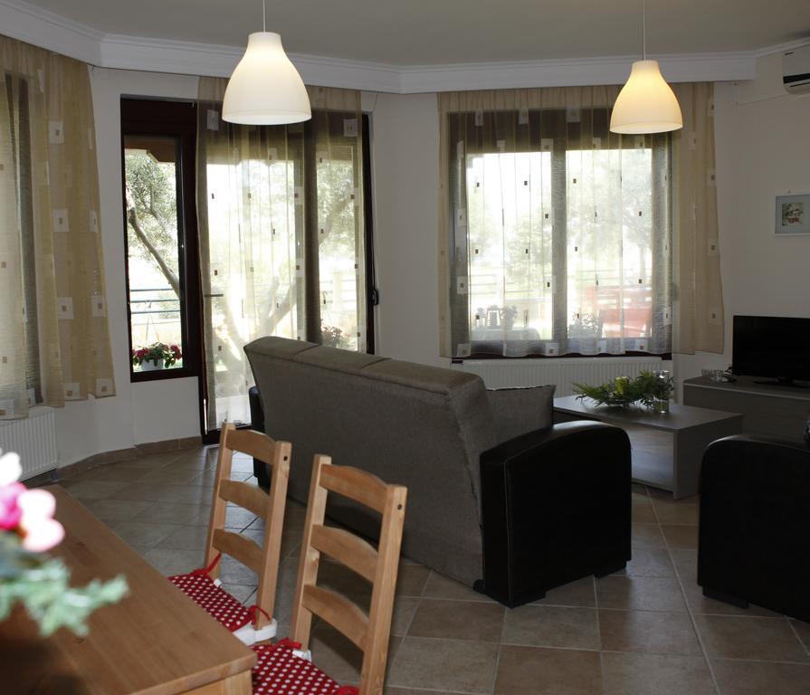 Sofia Luxury Maisonettes Νικήτη Δωμάτιο φωτογραφία